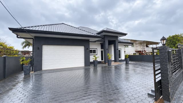 L’ Hermitage weg 92A